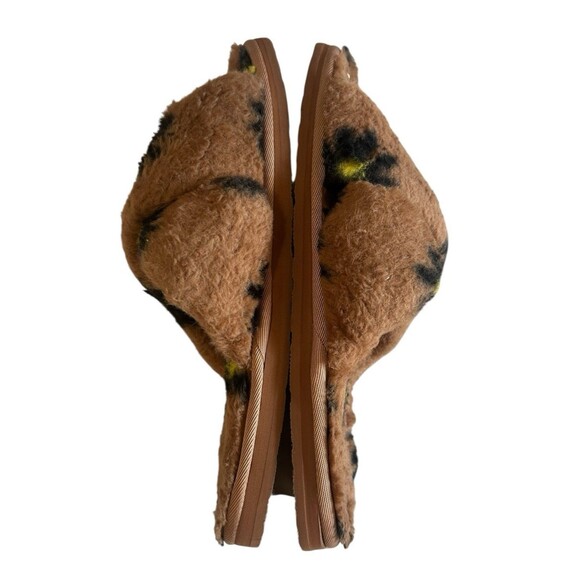 Volcom Lived in Lounge Woman's Slippers Slides Brown Soft Faux Fur Daisies Sz 8? - Picture 8 of 14